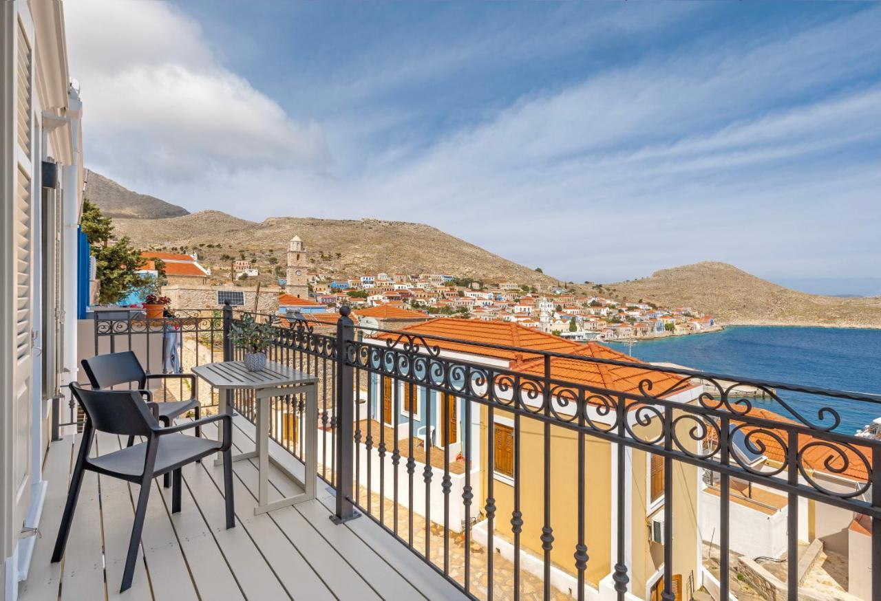 Chalki Sunrise Suites Exteriör bild