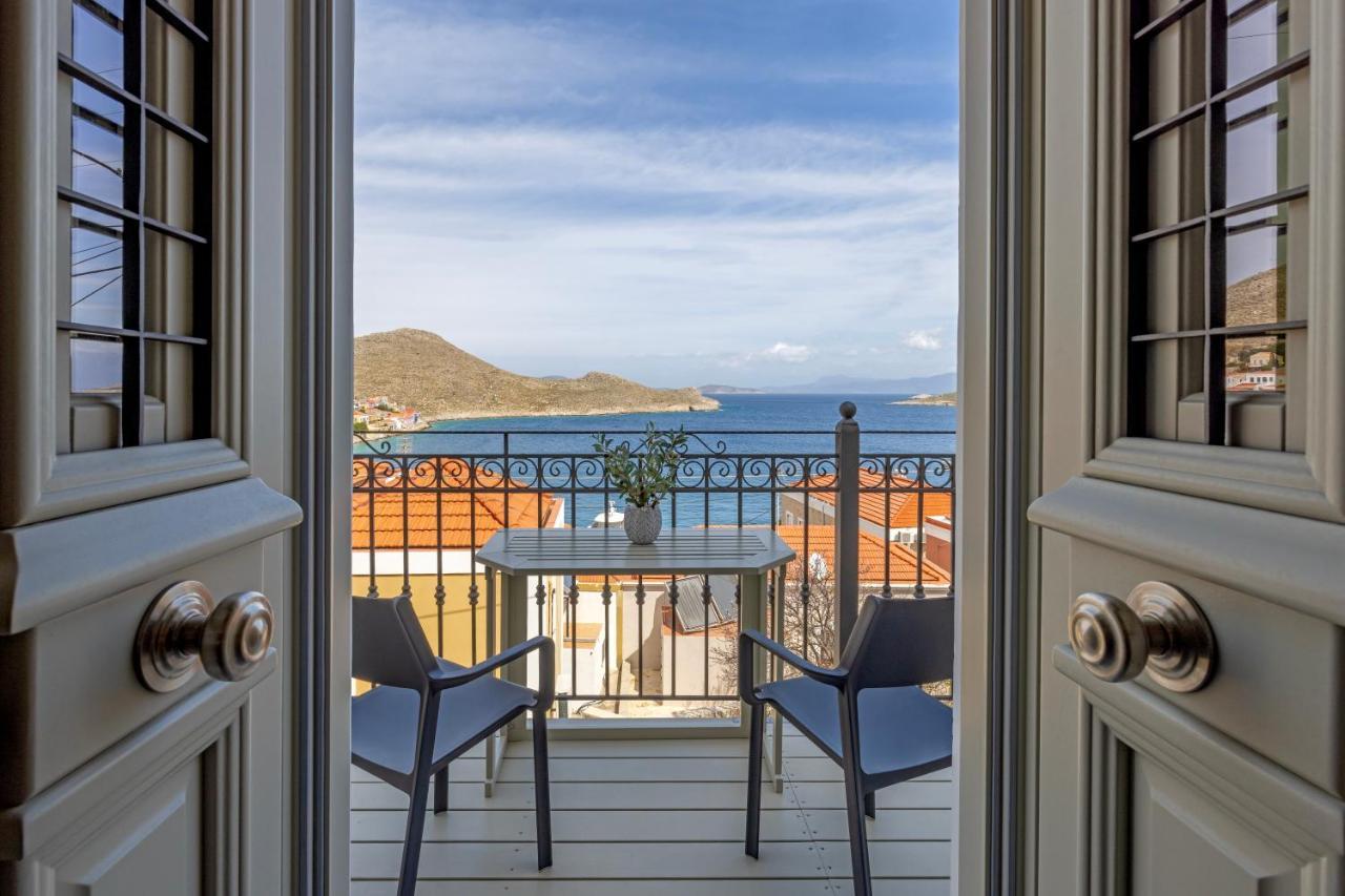Chalki Sunrise Suites Exteriör bild